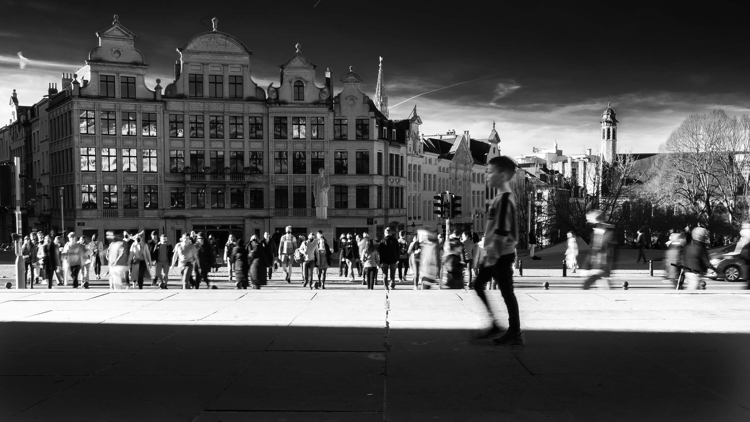 Long-exposure photo in the center of brussels